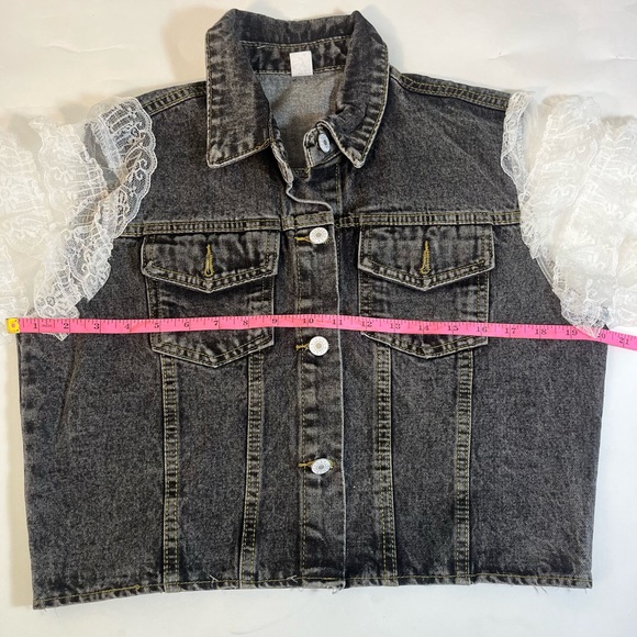 Denim Jacket with lace sleeves - Picture 17 of 17